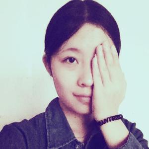 班花趴下让我桶她屁股眼
